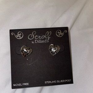 Dillards Heart earrings
